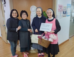 신부님의 배려로 지난 성삼일 기간에
