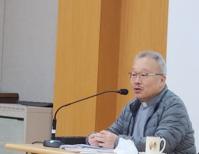 일시 : 11월 21일(금) ~ 22일(토)
장소 : 가회동 노틀담 수도회 교육관
강사 : 박일 알렉산델 신부님(영성신학박사)